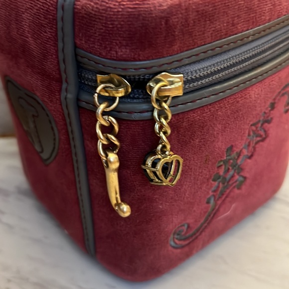 Y2K Juicy Couture Velour Train Case & Makeup Bag Velour - Picture 3 of 16